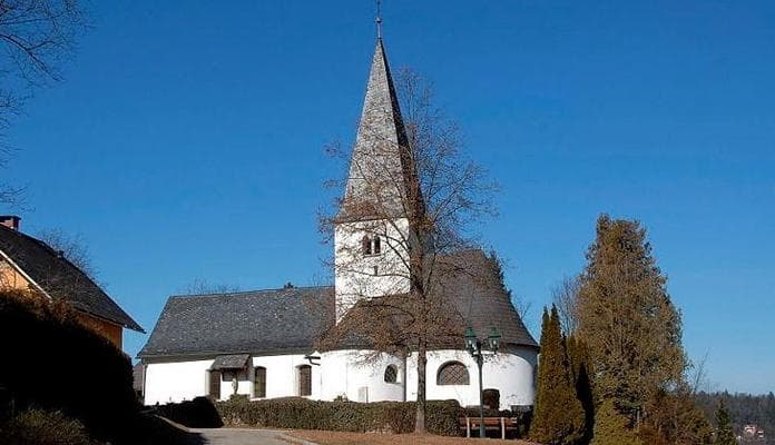 Allerheiligen - Hochfest in Pirk mit Gräbersegnung