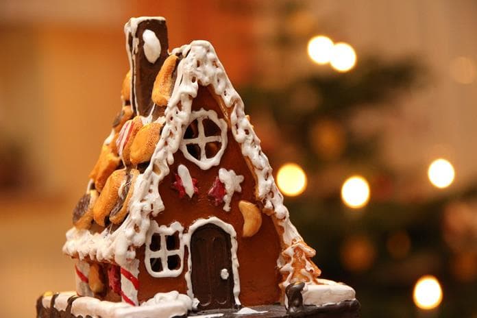 Kinderadventprogramm- Lebkuchenhaus bauen